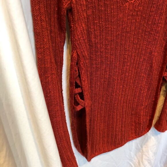 Express sweater V neck Red S/P - Picture 3 of 7